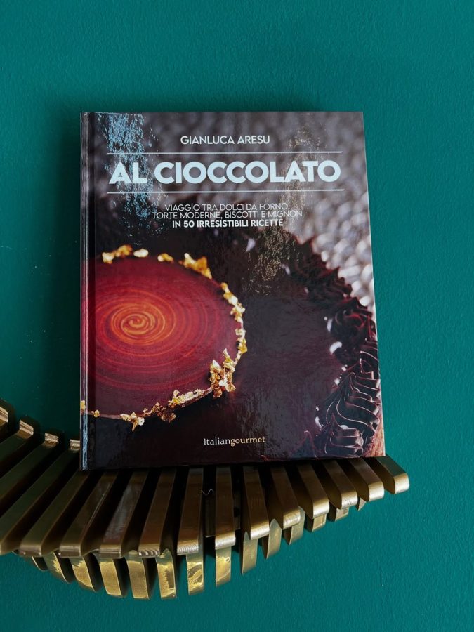 Il libro di Gianluca Aresu, con dedica